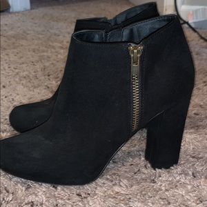 Black Madden Girl Booties